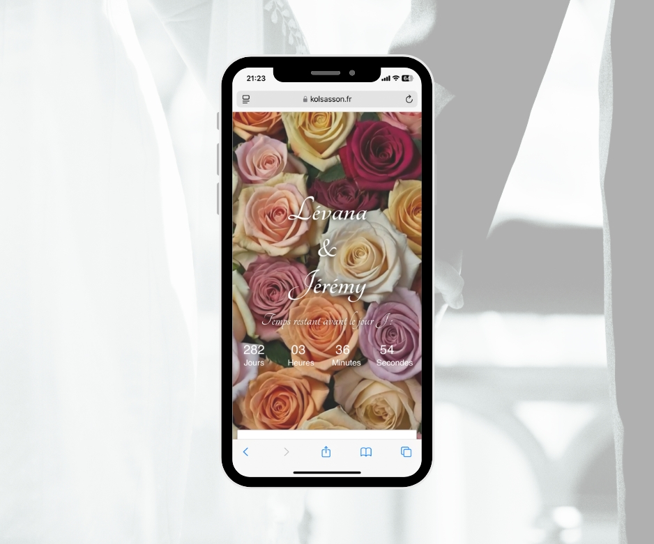 Faire-part de mariage digital au style champêtre, avec des motifs floraux colorés et une ambiance chaleureuse.
