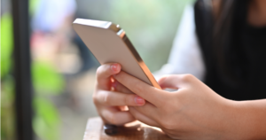 Lire la suite à propos de l’article Pourquoi choisir un faire-part digital plutôt que papier ?